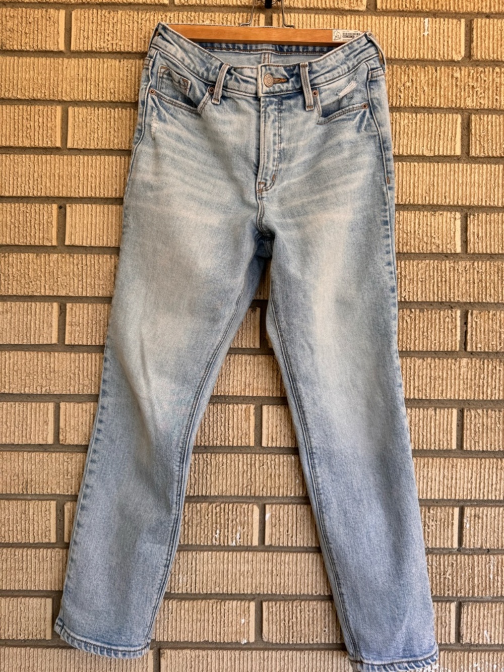 Women’s OLD NAVY POWER STRAIGHT HIGH RISE JEANS - 27